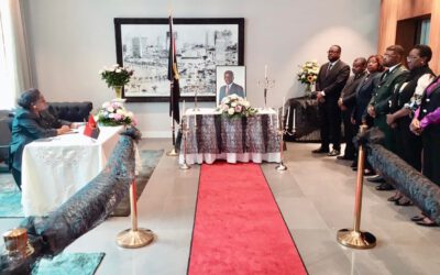 ABERTURA DO LIVRO DE CONDOLÊNCIAS NA EMBAIXADA DE ANGOLA NA ALEMANHA